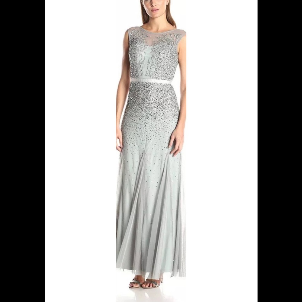Adrianna papell white / silver sequin beaded embellished trumpet gown